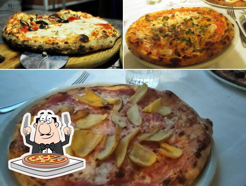 Scegli tra le svariate varianti di pizza