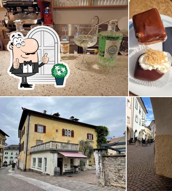 La foto di esterno e cibo da Cafè Herbert