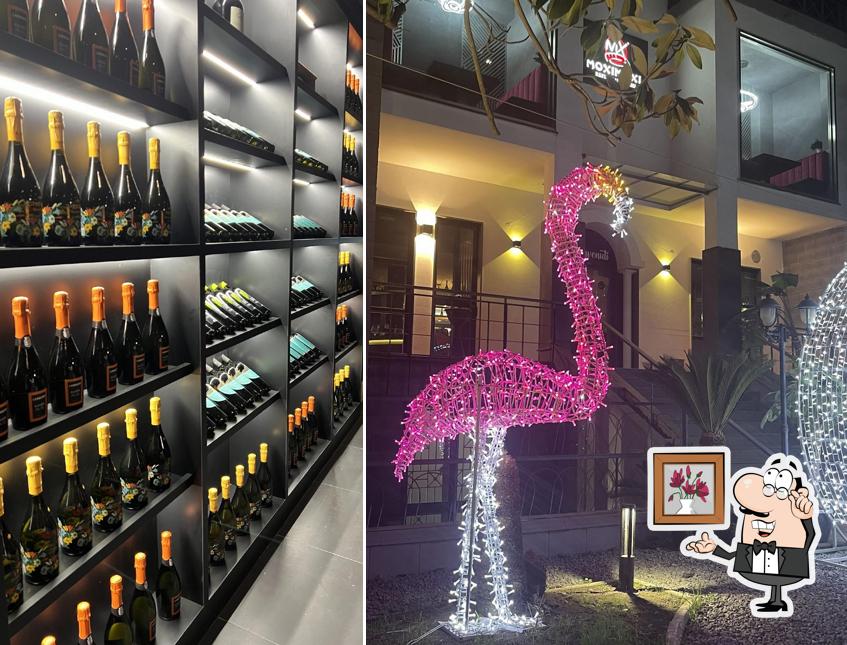 Siediti a un tavolo di Moximoxi Sushi Restaurant