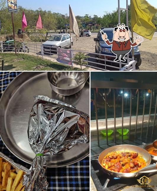 The photo of THE GRAND FLAVOUR 44’s food and exterior