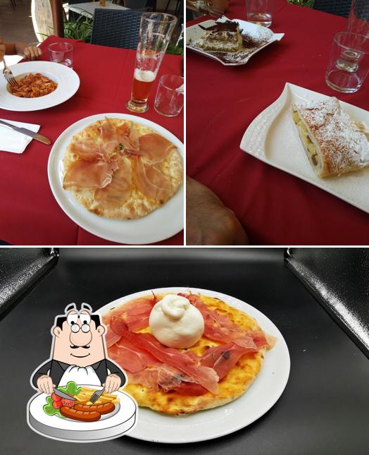Platti al Pizzeria Ristorante Ghezzi