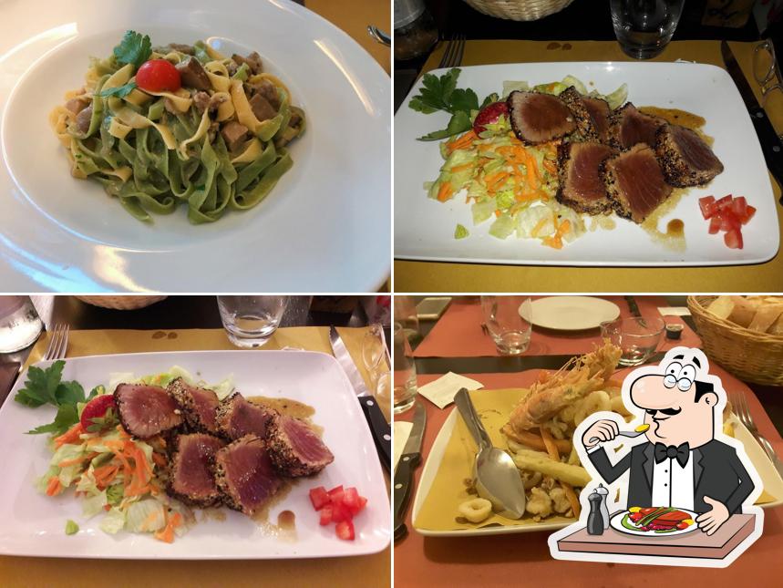 Platti al Il Vesuvio Ristorante Pizzeria