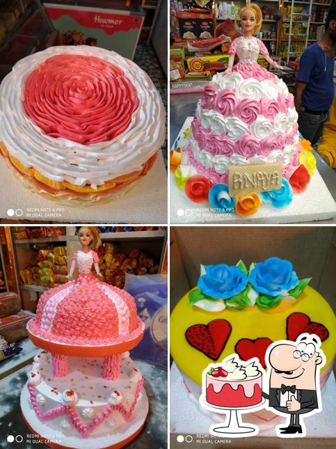 Look at the photo of Pioneer Family Shop