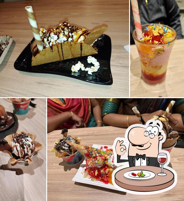 Banana split at Havmor Havfunn - Anna Nagar
