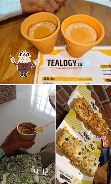 Among various things one can find food and beverage at Tealogy cafe badlapur
