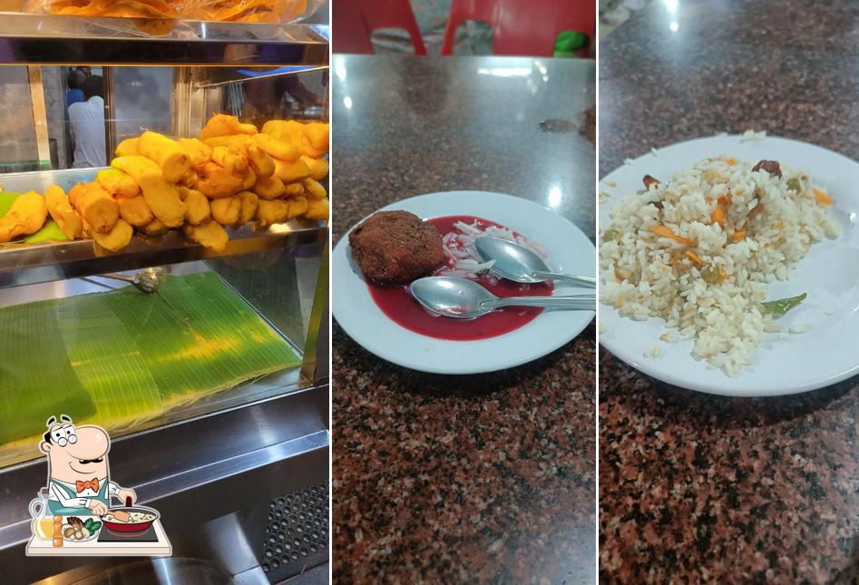 Fried rice at Indian Coffee House, West Nada
