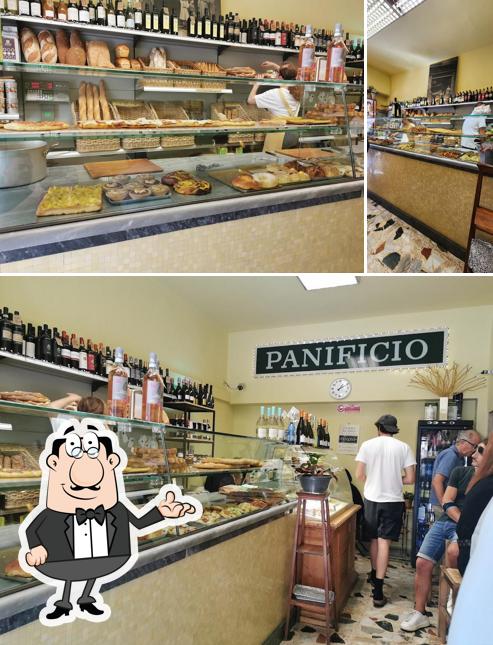 Dai un'occhiata agli interni di Panificio Palatresi
