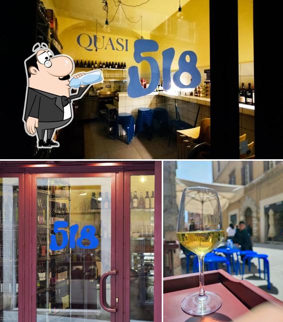 Dai un’occhiata alla immagine che presenta la bevanda e cibo di Quasi 518