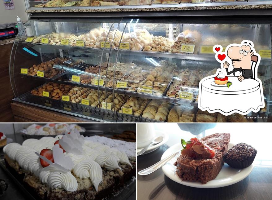 Sonho Doce Padaria e Confeitaria oferece uma escolha de pratos doces