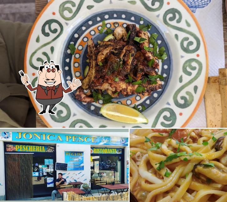 La cibo e interni del ristorante