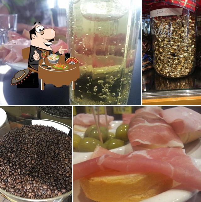 Platti al La Boutique Del Caffe' di Roberto Casolino