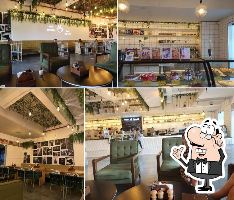 Take a seat at one of the tables at Mocca & Fursatt