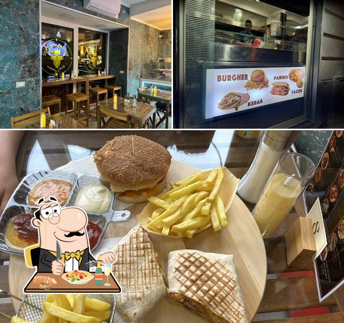 Guarda la immagine che raffigura la cibo e interni di Ristorante Tadj