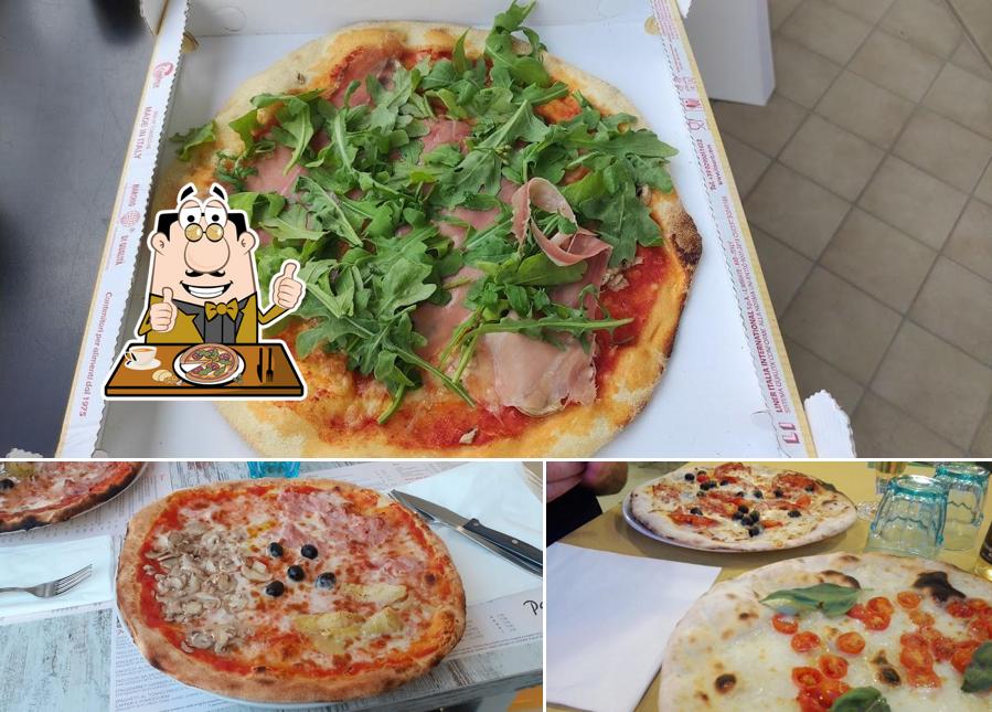 Prenditi tra le svariate varianti di pizza