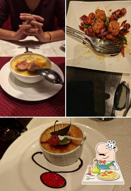Creme brulee at Red Pearl Restaurant