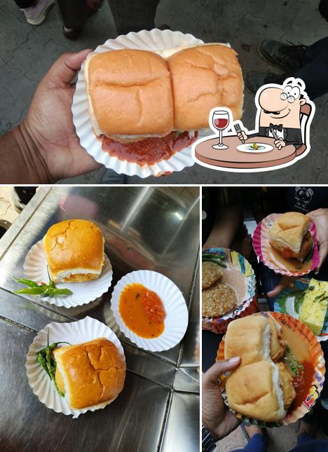 Vada pav at Ghugare Nasta Point