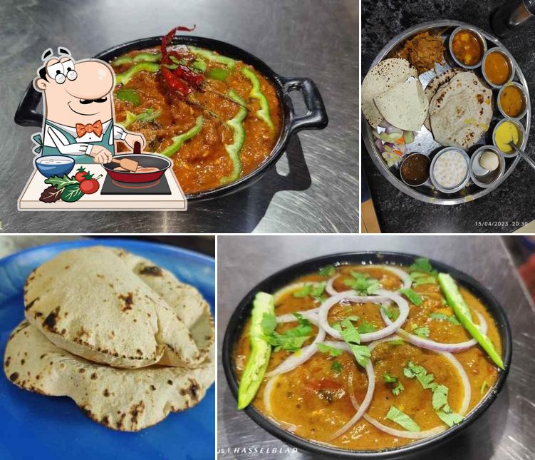 Chicken curry at Sai bhojnalay