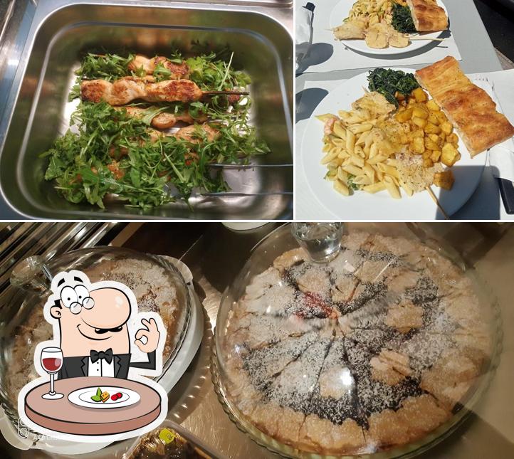 Platti al Bar Pizzeria la Stazione