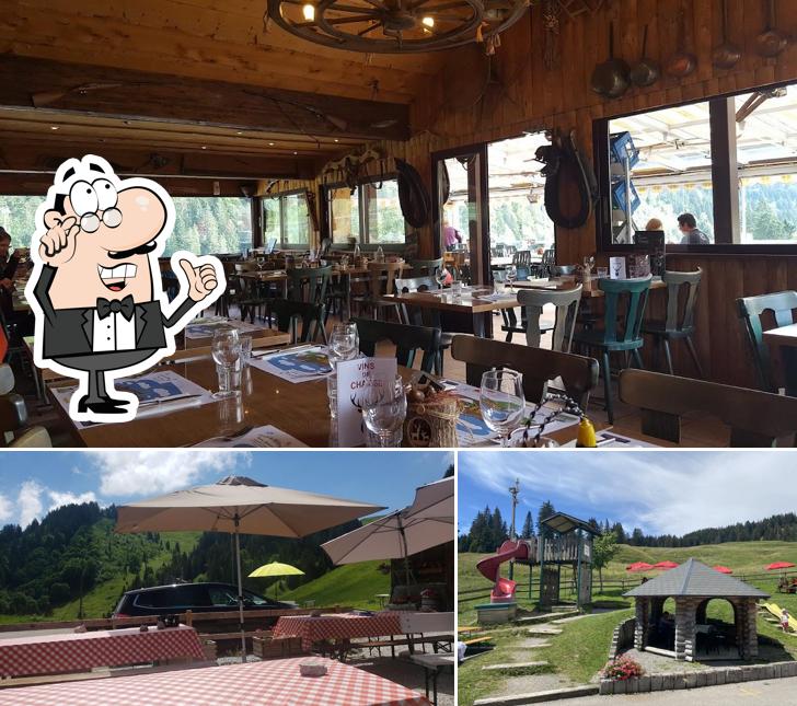 Siediti a un tavolo di La Cabane du Petit Oiseau