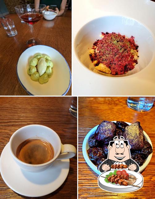 Platti al Ristorante Local