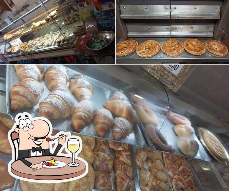 Platti al PIZZERIA PANIFICIO PANE CONDITO LEOCATA