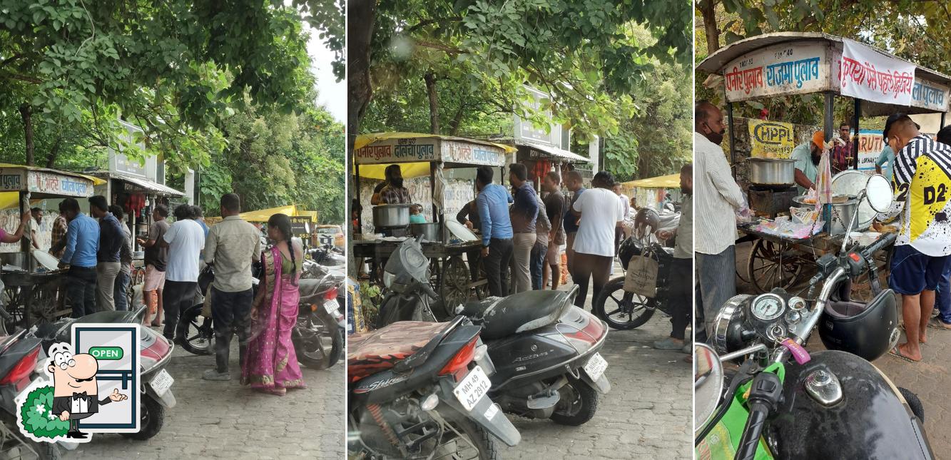 The exterior of Sharma Chhole bhature Wala