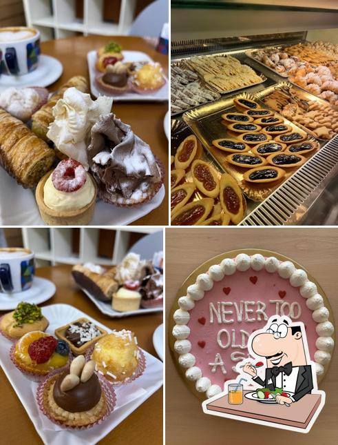 Platti al Pasticceria Caffetteria Duella