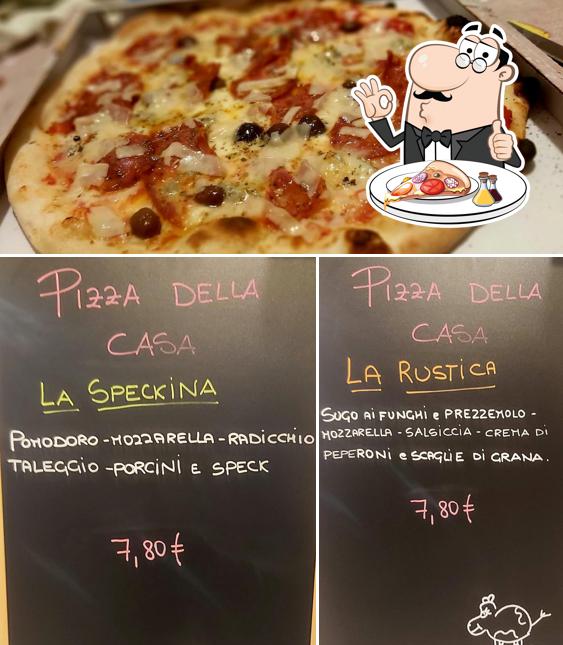 Scegli una pizza a Il Caminetto