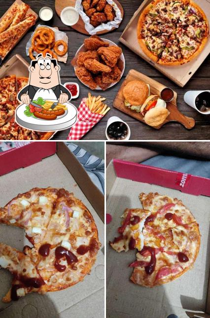 Among various things one can find food and interior at Jaipur Chaupati