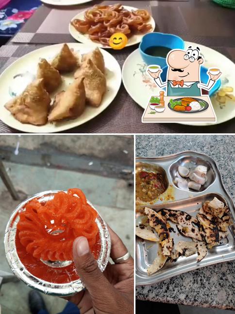 Meals at Shree Mahakal Namkeen and Tea House