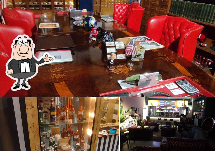 Dai un'occhiata agli interni di Memorabilia Restaurant