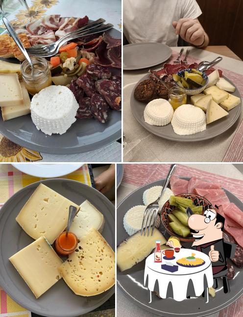 Piatto di formaggi al Agriturismo Dal Pioppo
