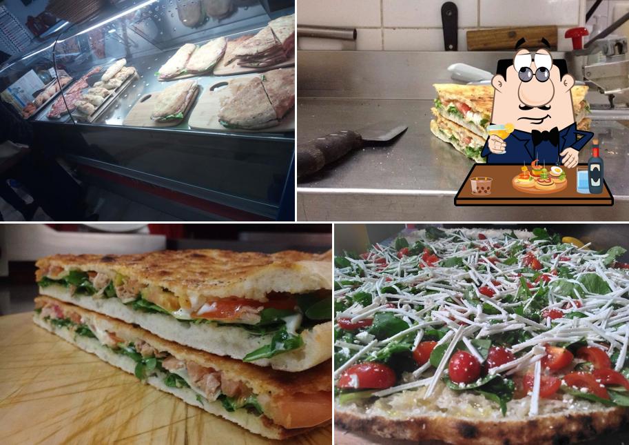 Scegli un panino a Pizzeria Piccoli Desideri