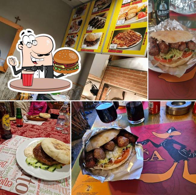 Gli hamburger di Cevapcici & Pljeskavica "Rostilj kod Dace" potranno soddisfare molti gusti diversi