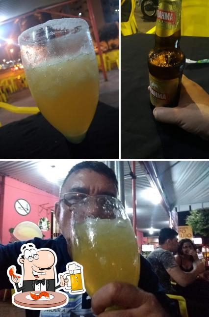 Você pode tomar uma tulipa de cerveja leve ou escura