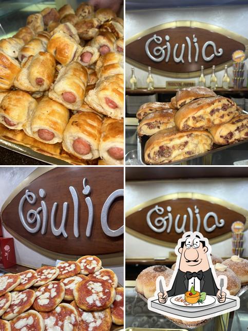 Cibo al bar pasticceria Giulia
