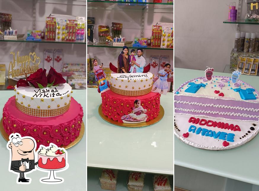 Red velvet cake at Cake Berry The Cake Shop in Baramati