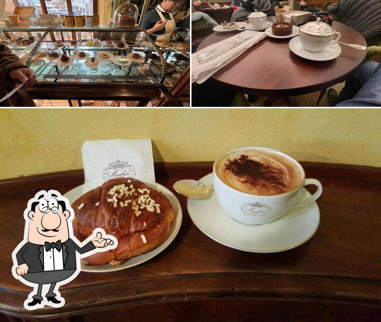 La interni e cibo del ristorante