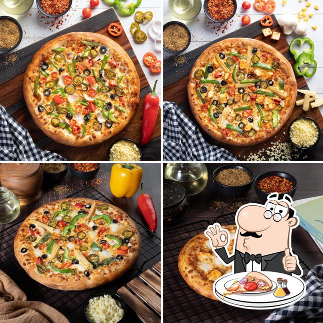 Try out pizza at Pizza Galleria Jind