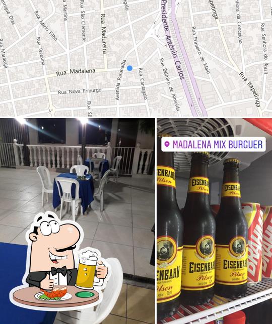 Você pode tomar uma tulipa de cerveja leve ou escura