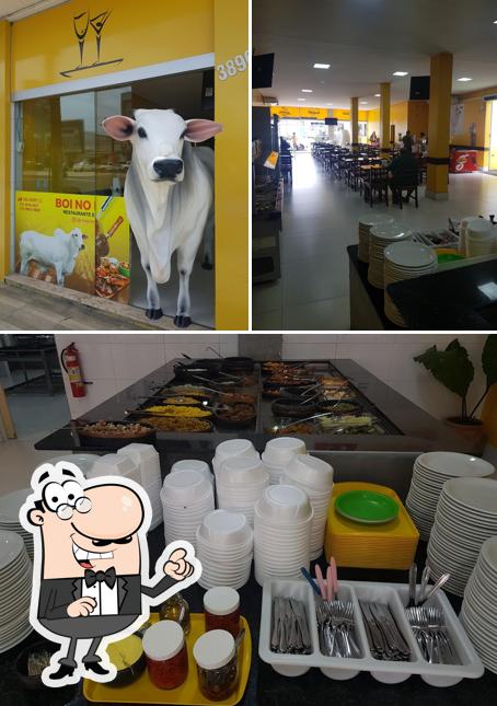 A ilustração da interior e comida no Churrascaria Boi No Espeto