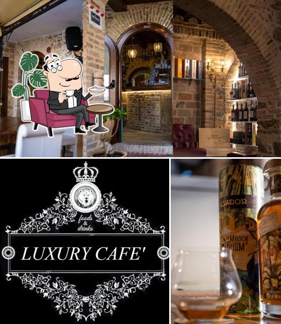Gli interni di Luxury enoteca