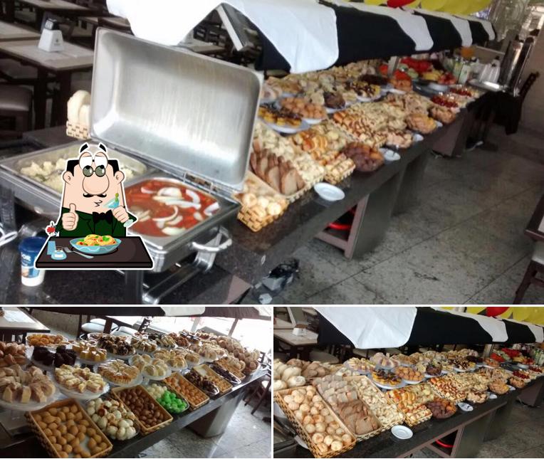 Comida em Padaria Don Doc