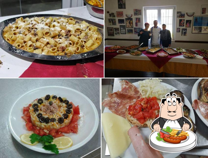 Cibo al A.S.D. Stardust Sporting Center - Pizzeria, sala da ballo, centro sportivo, calcio a 5
