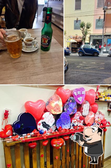 Vedi la foto di Wood Bar