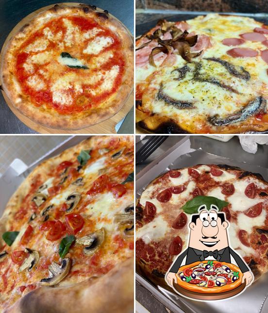 Scegli tra le svariate varianti di pizza