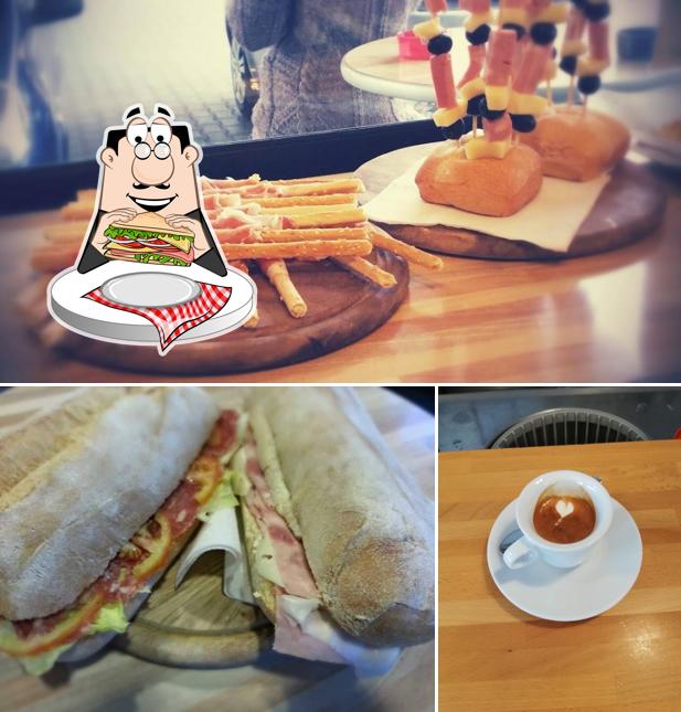 Club sandwich al Rew Cafe' Club sandwich al Rew Cafe'