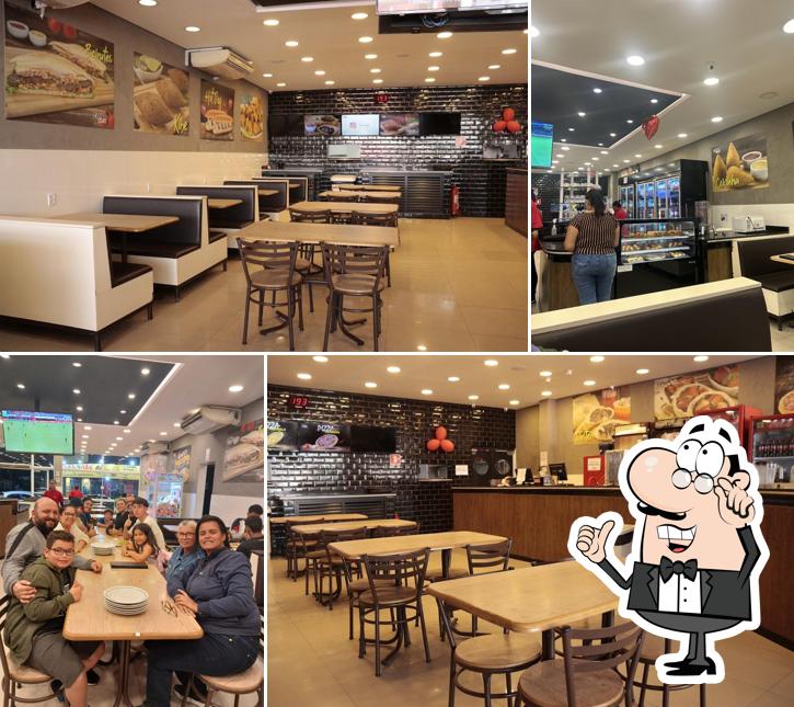 Veja imagens do interior do Esfiha Mix Itupeva
