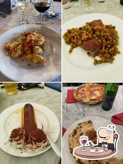 Platti al Pizzeria la Rustica Del 900