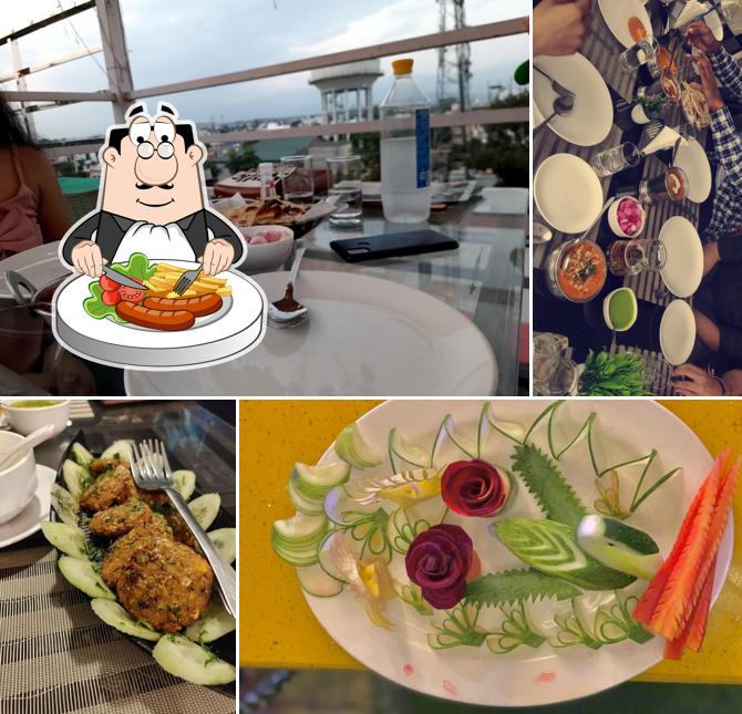Food at KING’S HARBOR Restaurant & Lounge